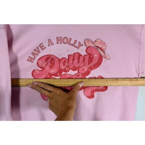 “Have a Holly Dolly Christmas” Light Pink Crewneck Holiday Sweatshirt Medium - Picture 9 of 11